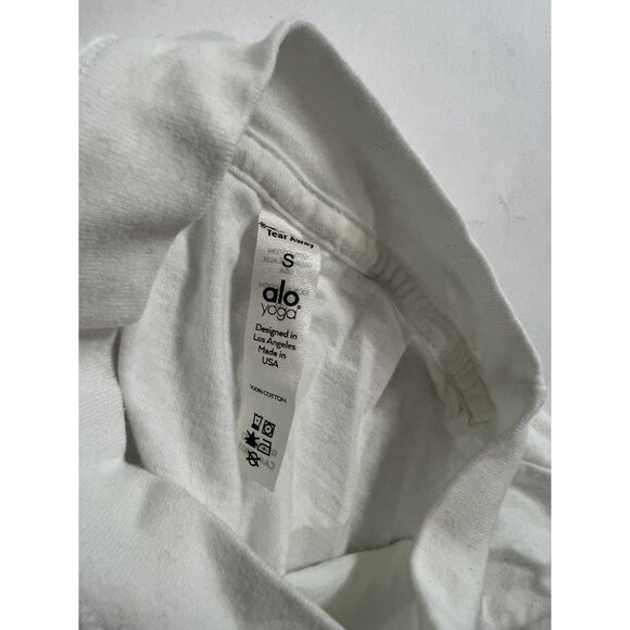 ALO Yoga Long Sleeve Crop Top in White - Picture 3 of 3